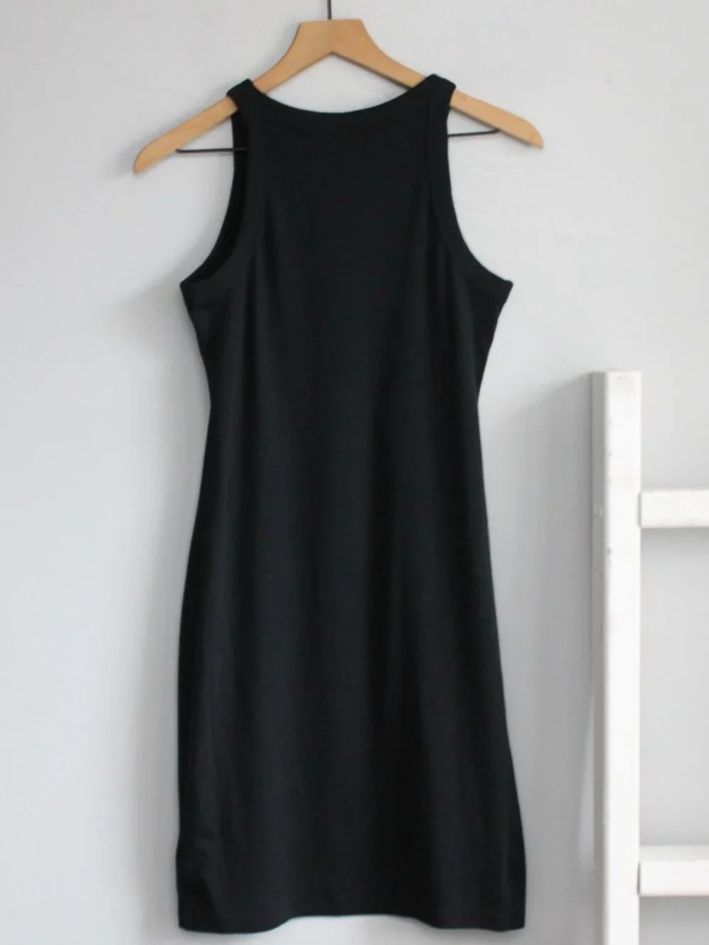 Gap Women's Black Softspun Sleeveless Tank Crew Fitted Midi Dress sz XS Petite - Picture 2 of 4